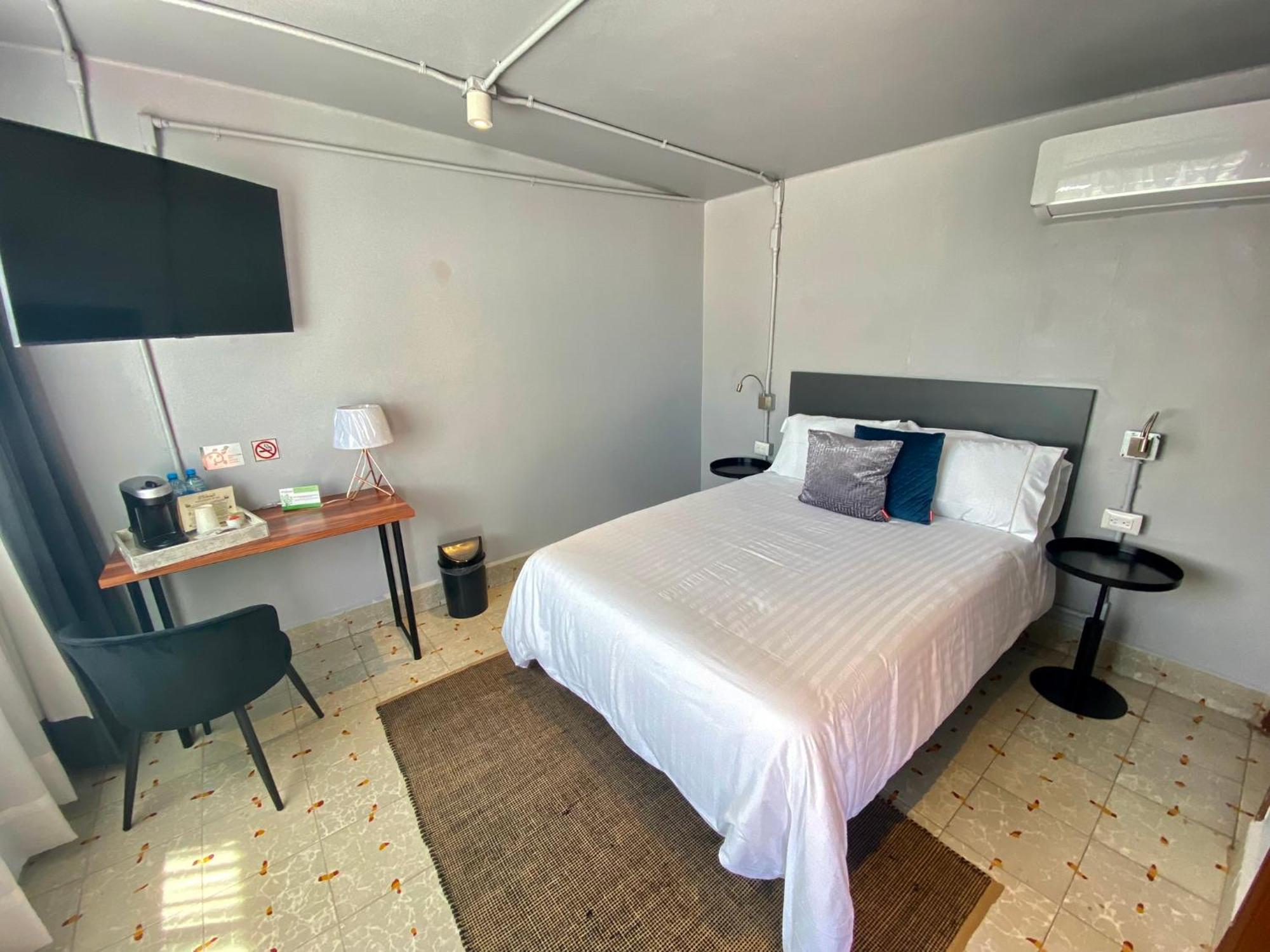 Hotel El Pedregal Matehuala Εξωτερικό φωτογραφία